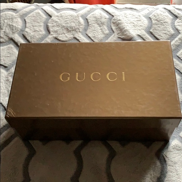 Gucci Accessories - Gucci goldstones shoes 👞 📦